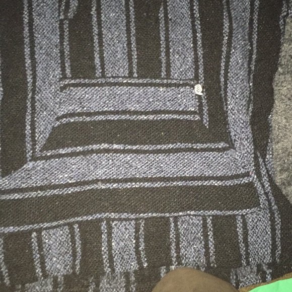 Sweter - Picture 2 of 2